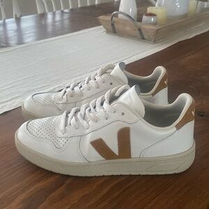 Veja Women's V-10 Sneakers